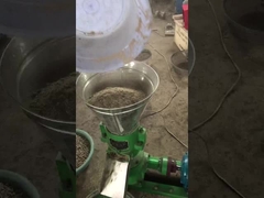 Macchina della pallina dell'alimentazione